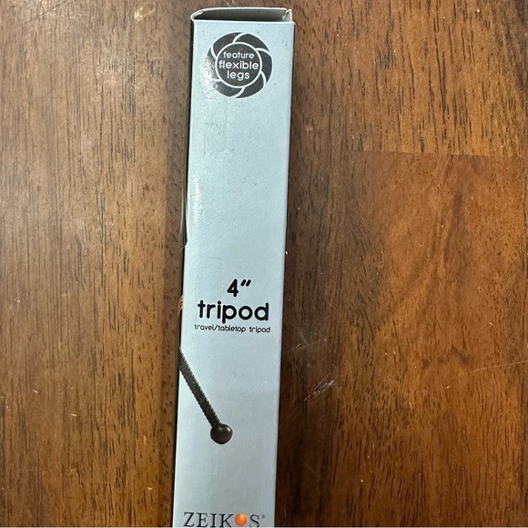 Zeikos 4” camera tripod - Picture 2 of 3